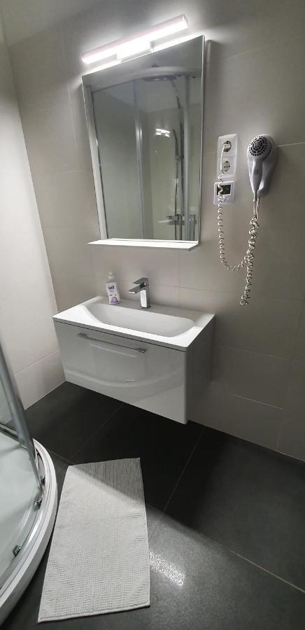 Nefelejcs Vendeghaz Hotel Gödöllő Екстериор снимка