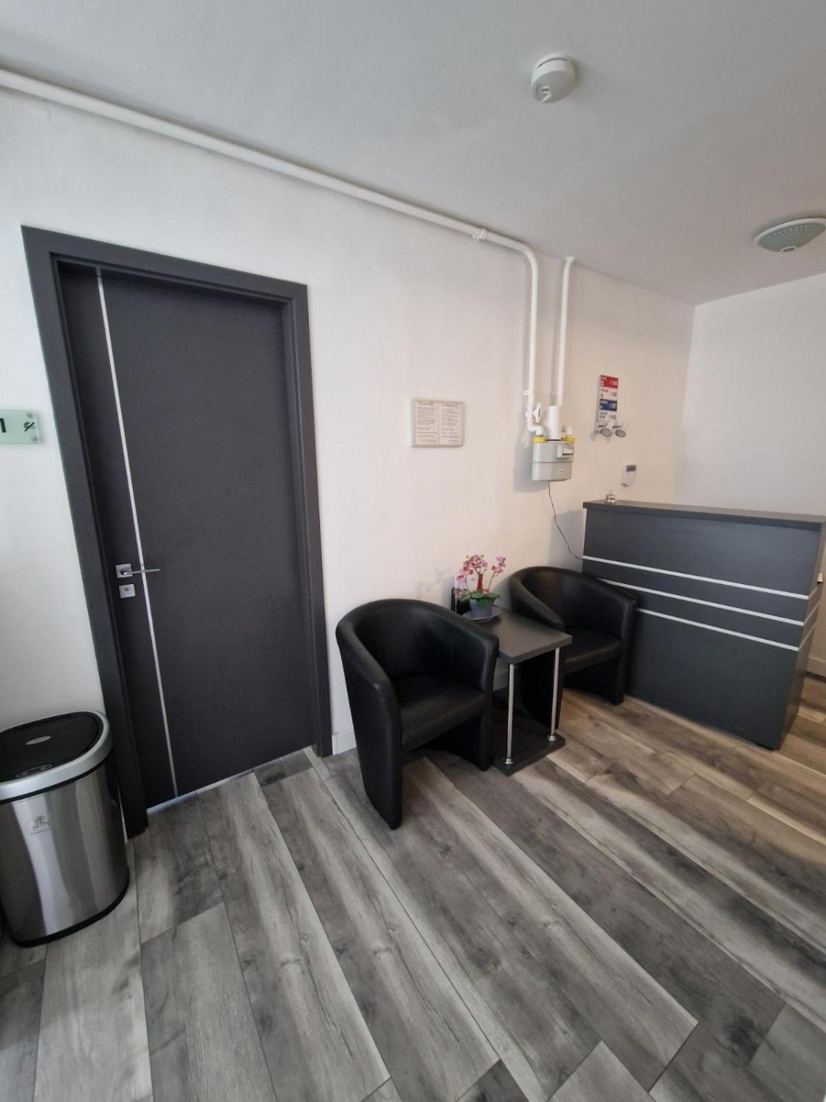 Nefelejcs Vendeghaz Hotel Gödöllő Екстериор снимка